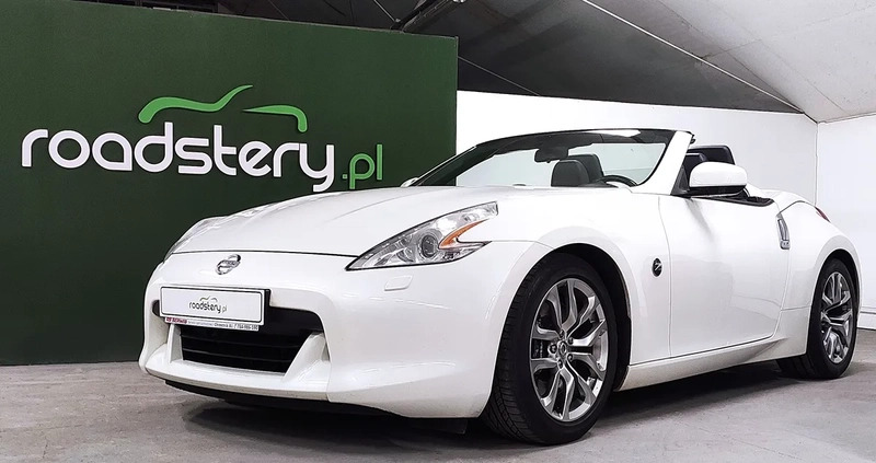 Nissan 370 Z cena 84900 przebieg: 73300, rok produkcji 2010 z Drezdenko małe 781